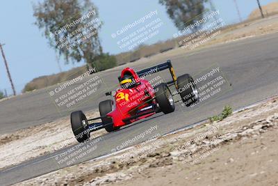 media/May-01-2022-CalClub SCCA (Sun) [[03a481c204]]/Group 6/Qualifying (I5)/